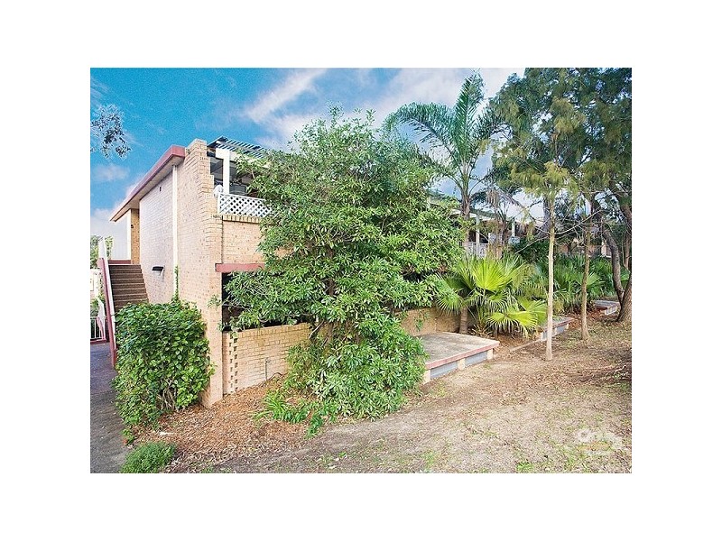9/4 Railway Cres, Jannali NSW 2226