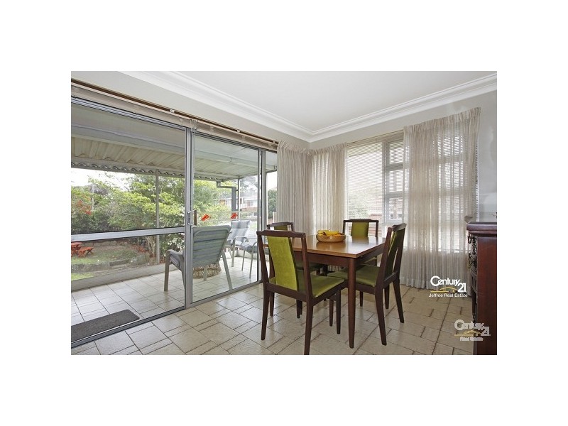 17 Gundain Road, Kirrawee NSW 2232