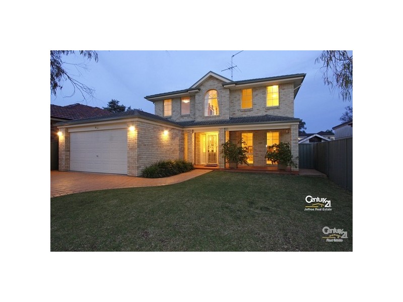18 Milner Avenue, Kirrawee NSW 2232