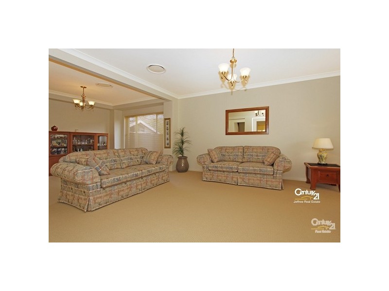 18 Milner Avenue, Kirrawee NSW 2232