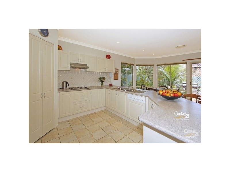 18 Milner Avenue, Kirrawee NSW 2232