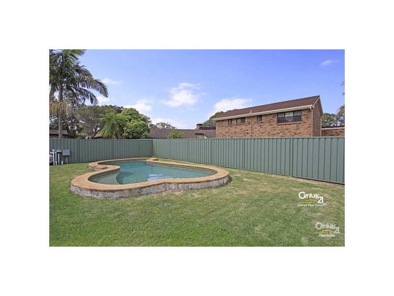 18 Milner Avenue, Kirrawee NSW 2232