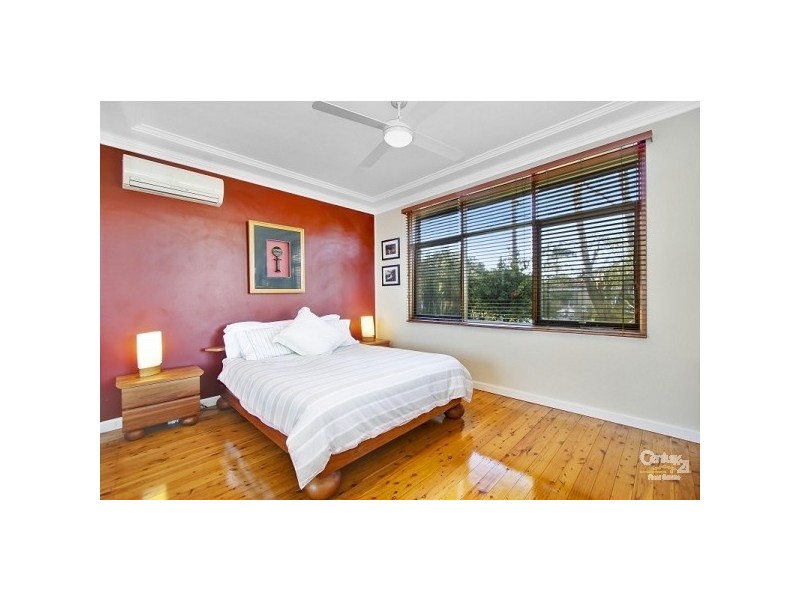 4 Graham Avenue, Miranda NSW 2228