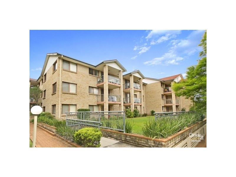 15/28 Leonay Street, Sutherland NSW 2232