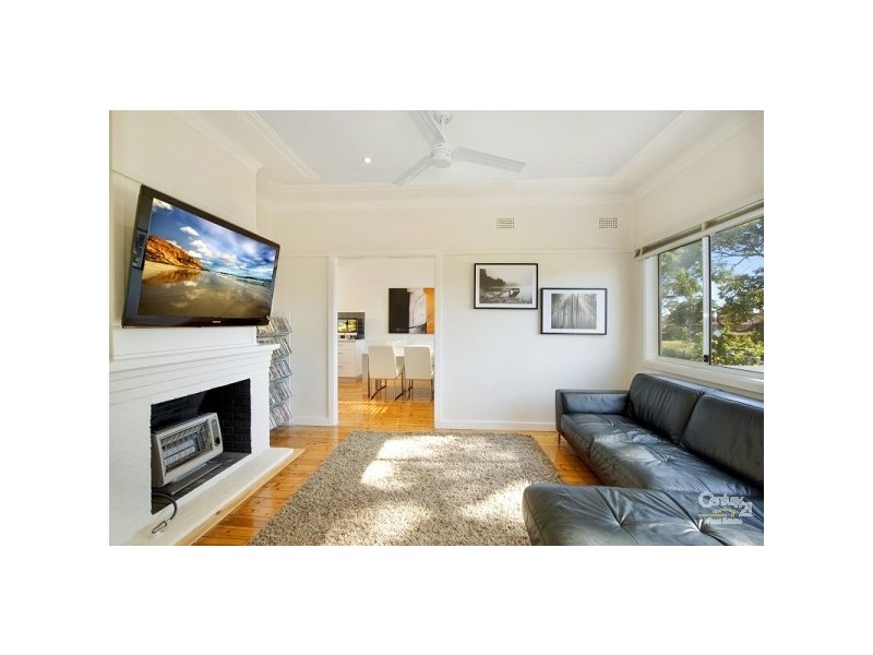 18 Pacific Street, Caringbah NSW 2229