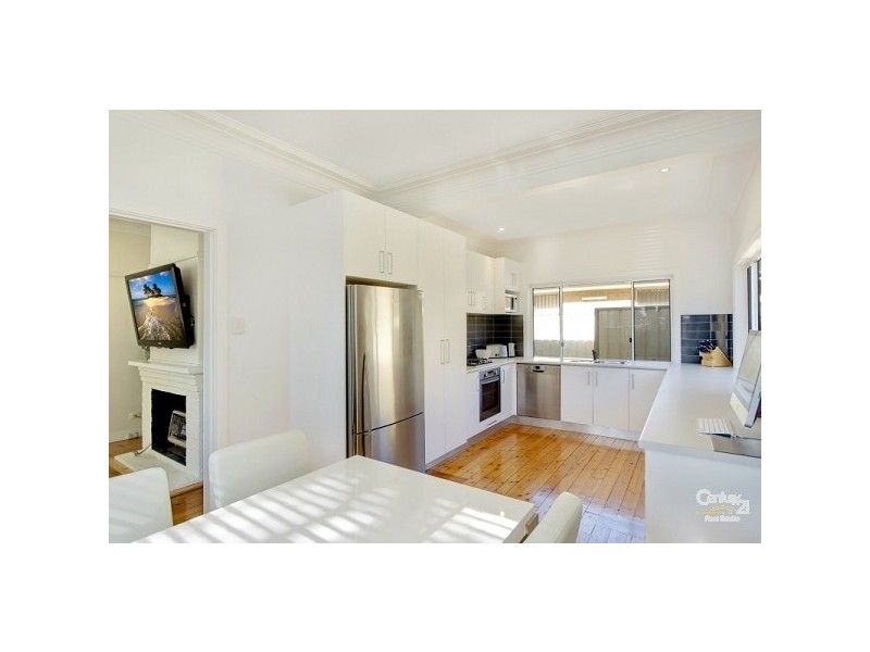 18 Pacific Street, Caringbah NSW 2229