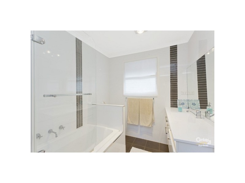 46 Gore Avenue, Kirrawee NSW 2232