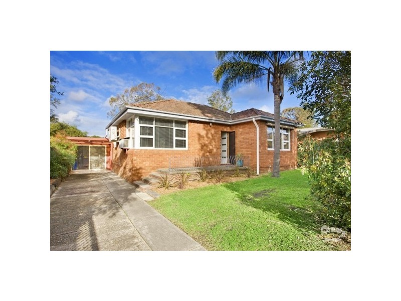 34 Marshall Road, Kirrawee NSW 2232
