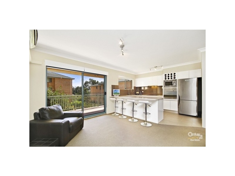 35/52 Linden Street access from Vermont St, Sutherland NSW 2232