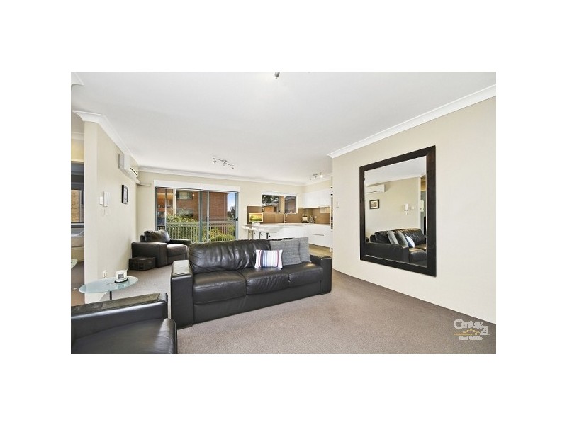 35/52 Linden Street access from Vermont St, Sutherland NSW 2232