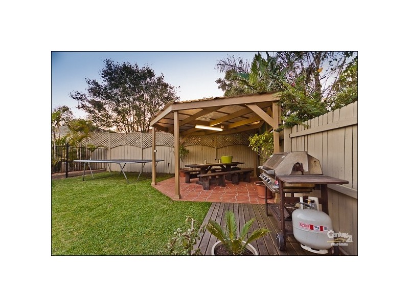 7 Lowana Avenue, Kirrawee NSW 2232