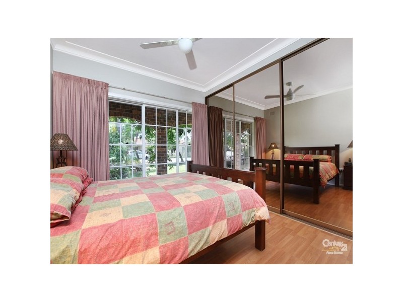 241 Gymea Bay Road, Gymea Bay NSW 2227