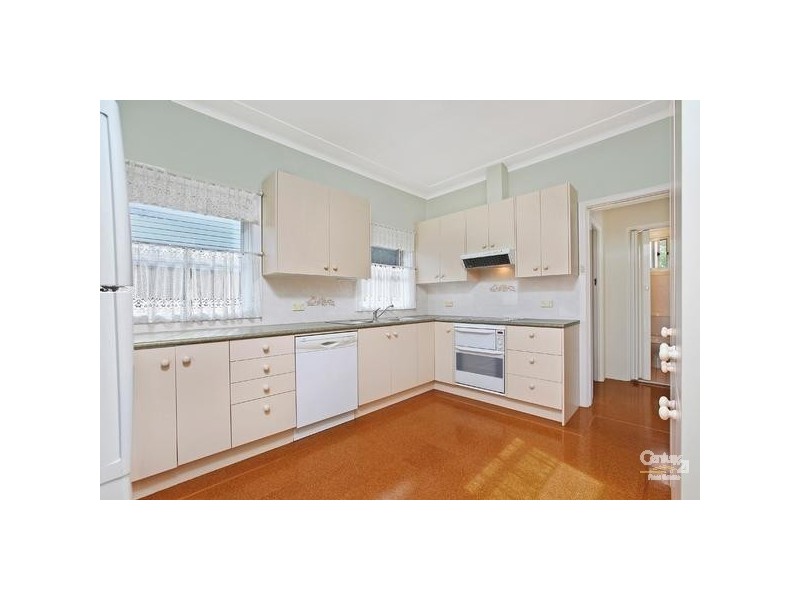 23 Wolstenholme Ave, Gymea NSW 2227