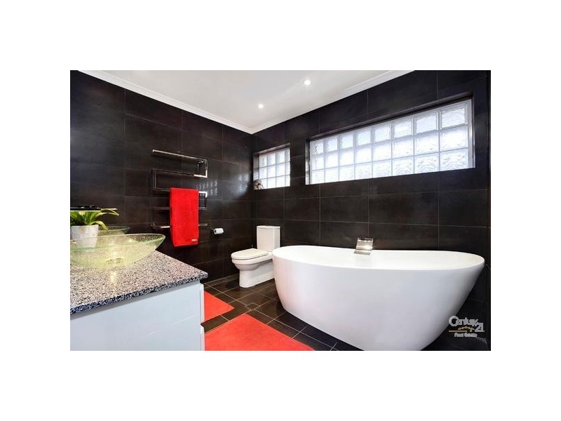 9 Flat Rock Road, Gymea Bay NSW 2227