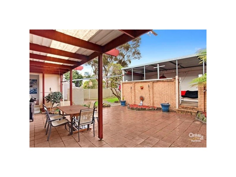 402 President Avenue, Kirrawee NSW 2232