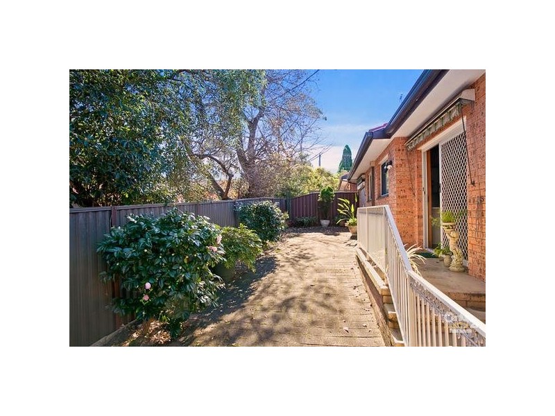 2/8-10 Pembroke Street, Sylvania NSW 2224