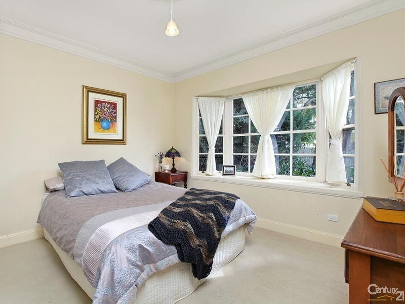 81 Bunarba Road, Gymea Bay NSW 2227