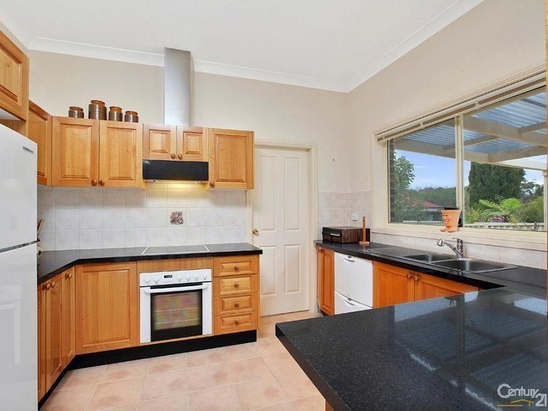 2/26 Glencoe Street, Sutherland NSW 2232