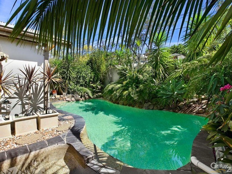 16 Nulgarra Ave, Gymea Bay NSW 2227