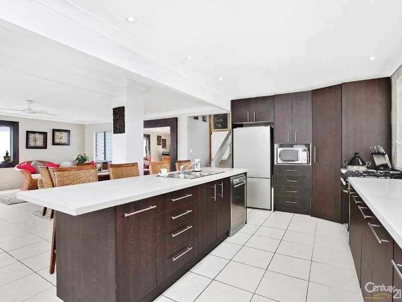 16 Nulgarra Ave, Gymea Bay NSW 2227