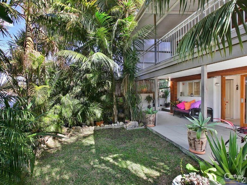 16 Nulgarra Ave, Gymea Bay NSW 2227