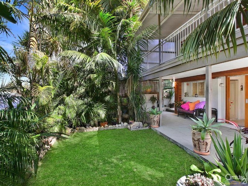 16 Nulgarra Ave, Gymea Bay NSW 2227