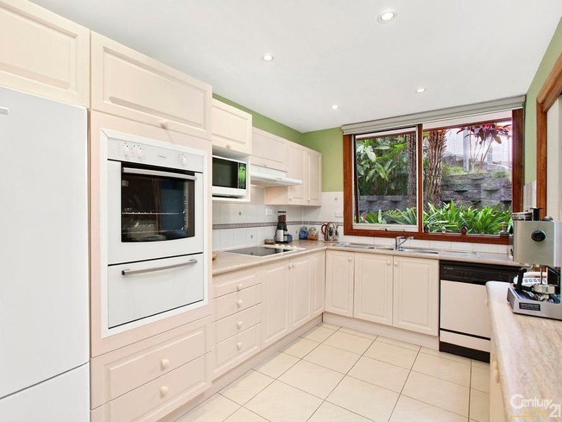 2 Avon Place, Gymea NSW 2227