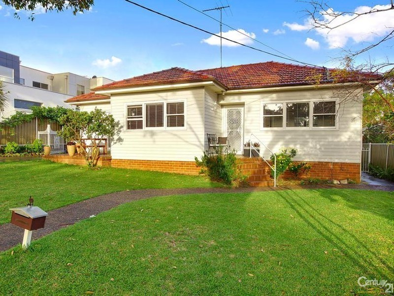 8 Paddison Avenue, Gymea NSW 2227