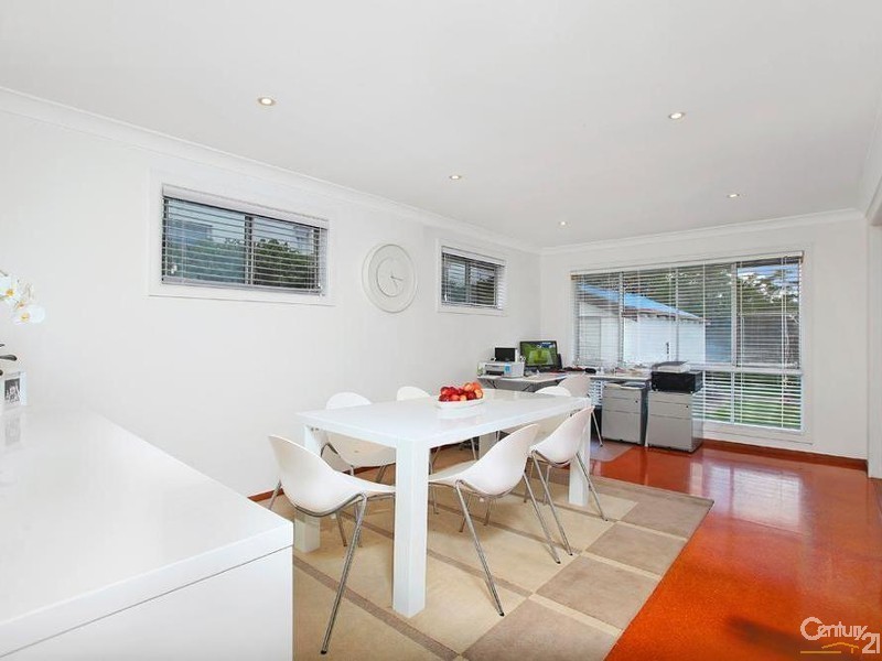 8 Paddison Avenue, Gymea NSW 2227