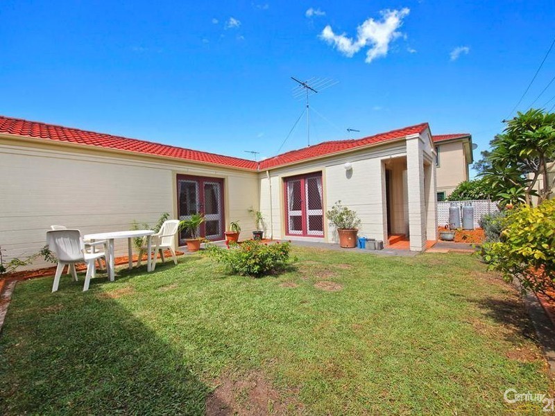 8 Casuarina Road, Gymea Bay NSW 2227