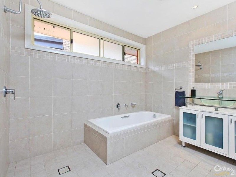 18 Cobargo Road, Gymea Bay NSW 2227