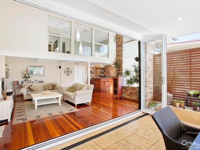 37 Arcadia Avenue, Gymea Bay NSW 2227