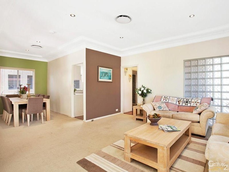 37 Arcadia Avenue, Gymea Bay NSW 2227