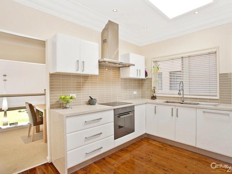 37 Arcadia Avenue, Gymea Bay NSW 2227