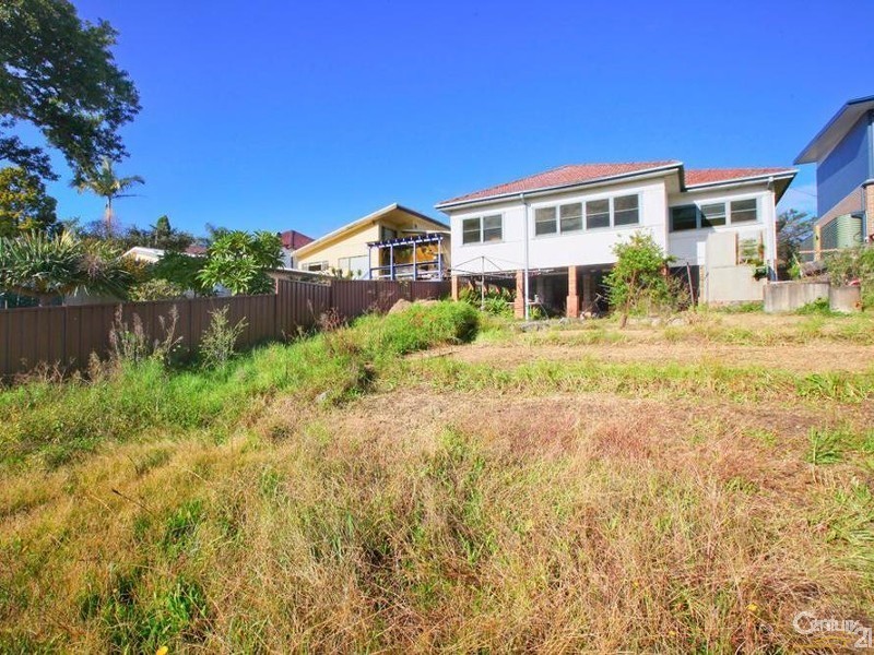 17 Easton Avenue, Sylvania NSW 2224