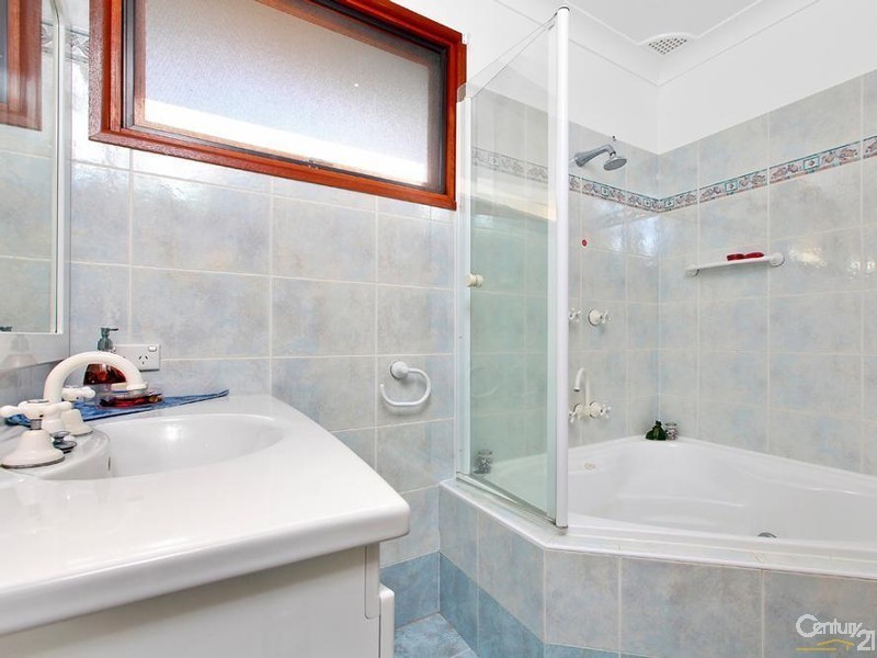 19 Kingfisher Crescent, Grays Point NSW 2232