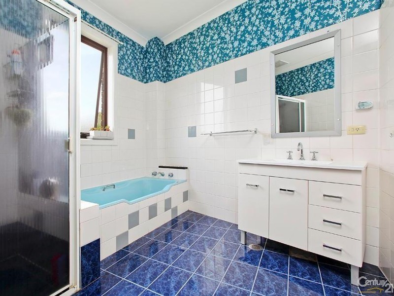 22d Naranganah Avenue, Gymea Bay NSW 2227