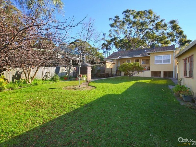 8 Corella Road, Kirrawee NSW 2232