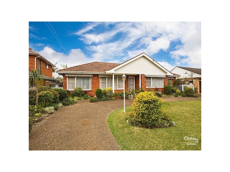 22 Shoalhaven Road, Sylvania Waters NSW 2224