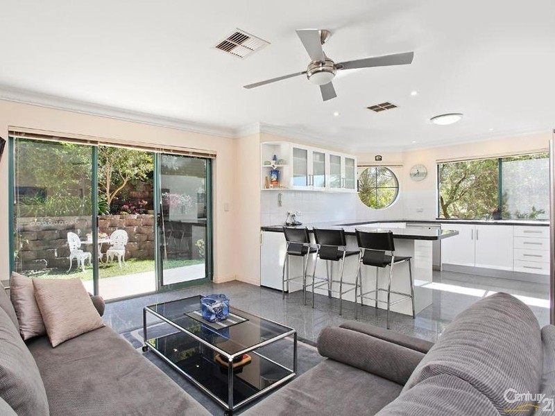 7 Glen-Ayr Avenue, Yowie Bay NSW 2228