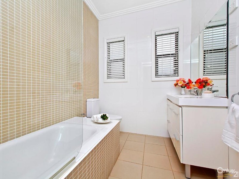 37 Hunter Street, Kirrawee NSW 2232