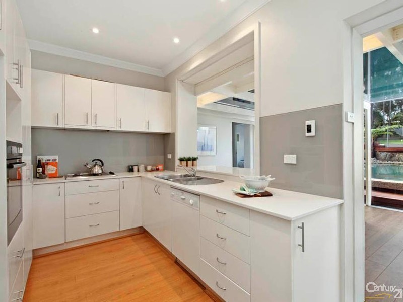 19 Erang Avenue, Kirrawee NSW 2232