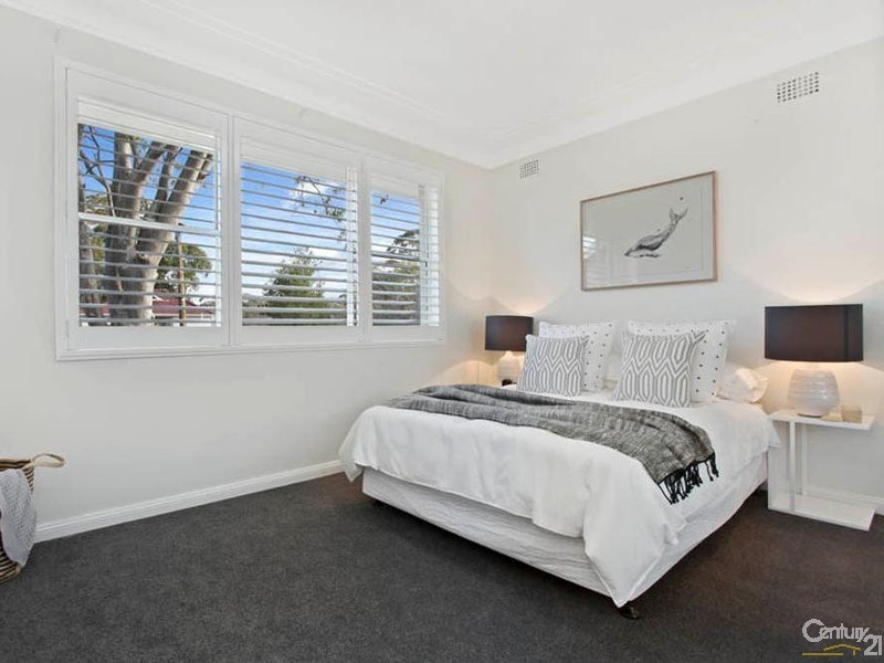 19 Erang Avenue, Kirrawee NSW 2232
