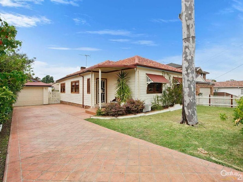 6 Kirrawee Avenue, Kirrawee NSW 2232