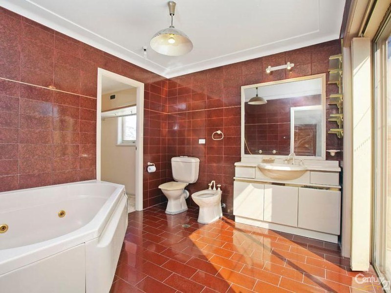 18 Violet Street, Miranda NSW 2228