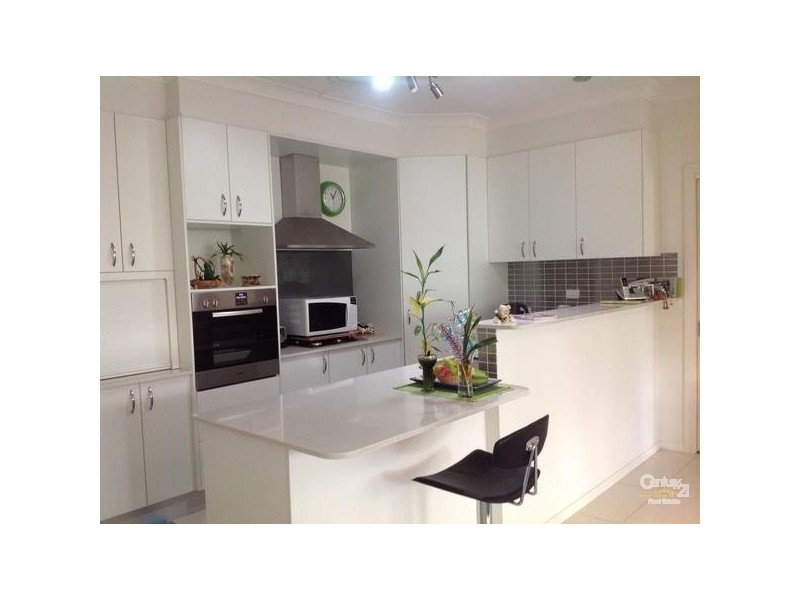 42 Kirrawee Avenue, Kirrawee NSW 2232