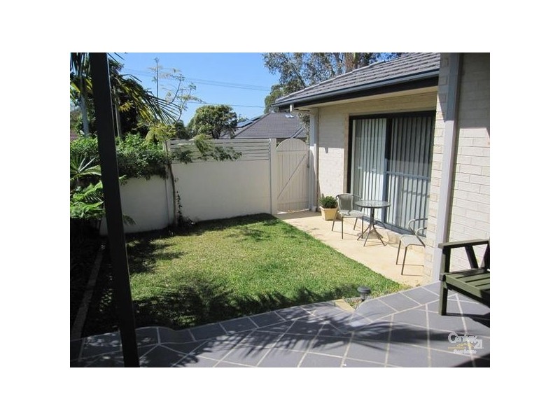 42 Kirrawee Avenue, Kirrawee NSW 2232