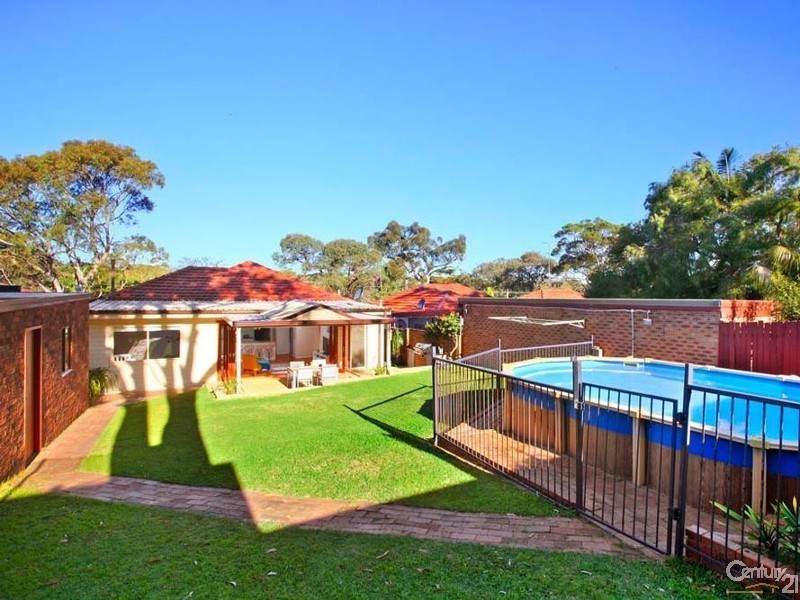 17 North West Arm Road, Gymea NSW 2227