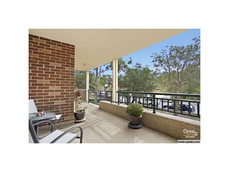 1/124 Flora Street, Sutherland NSW 2232