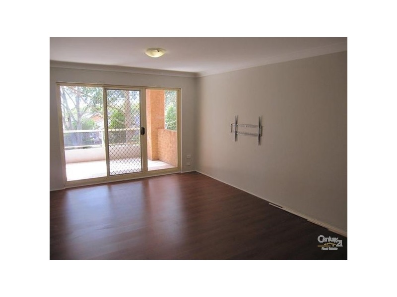 5/2-4 Mansfield Avenue, Caringbah NSW 2229